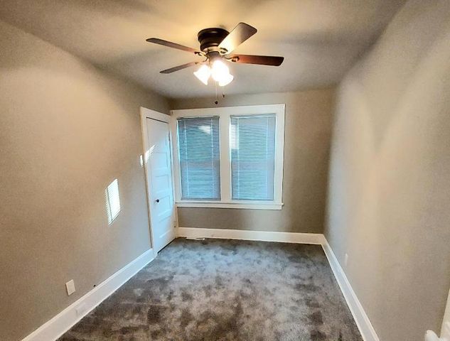 3905 N Farwell AVENUE, Shorewood, WI 53211