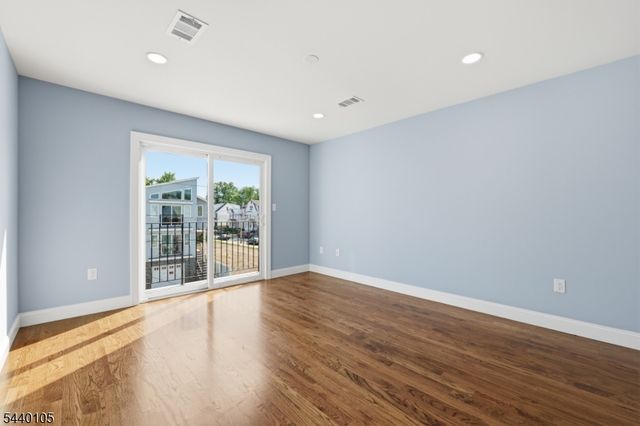 23 Edwin Pl, Newark City, NJ 07112