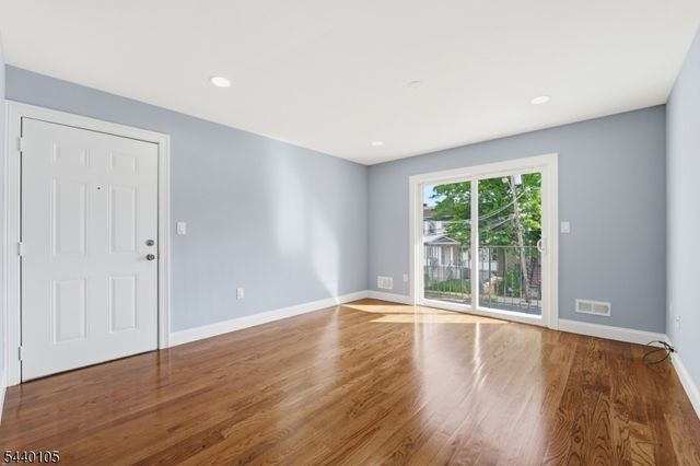 23 Edwin Pl, Newark City, NJ 07112