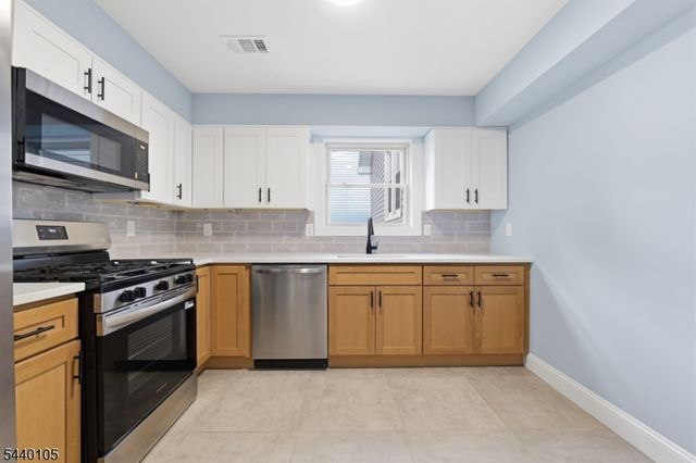 23 Edwin Pl, Newark City, NJ 07112