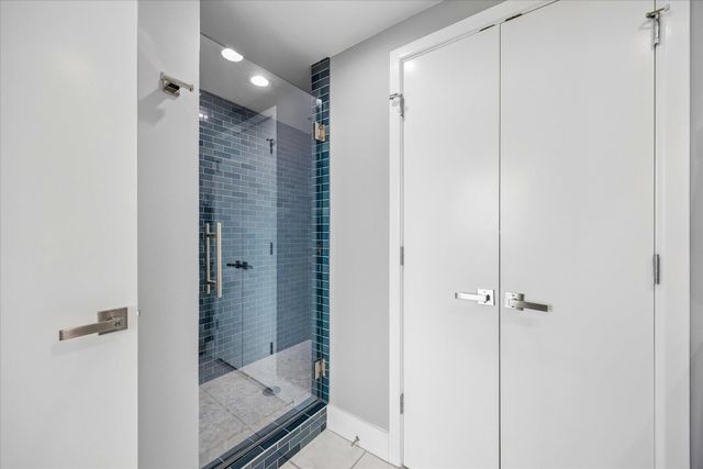 300 Bowie ST 2805, Austin, TX 78703