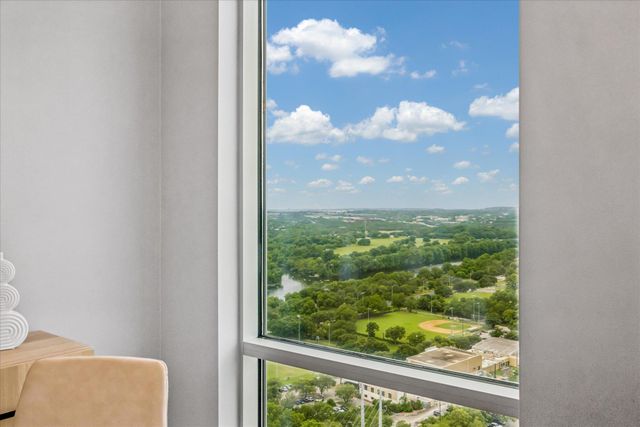 300 Bowie ST 2805, Austin, TX 78703