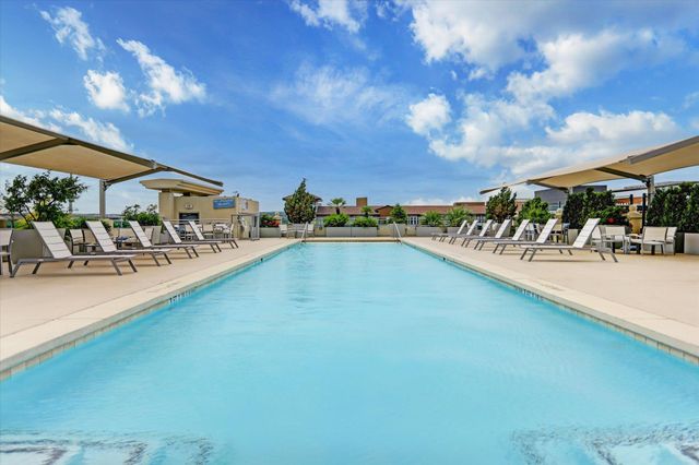 300 Bowie ST 2805, Austin, TX 78703