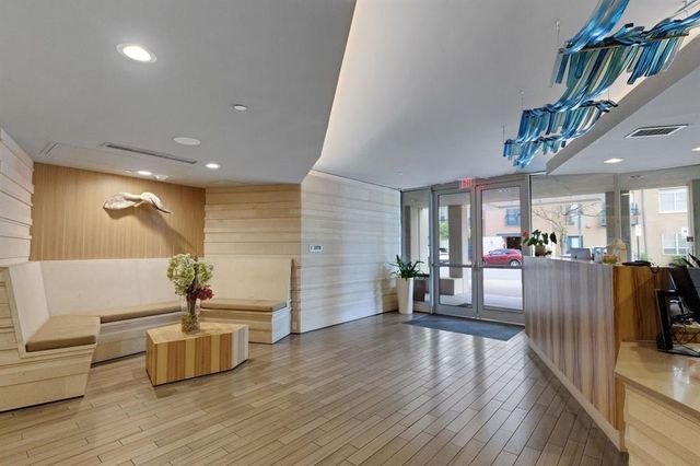 300 Bowie ST 2805, Austin, TX 78703