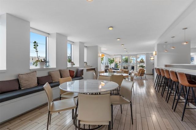 300 Bowie ST 2805, Austin, TX 78703