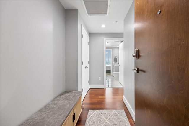 300 Bowie ST 2805, Austin, TX 78703