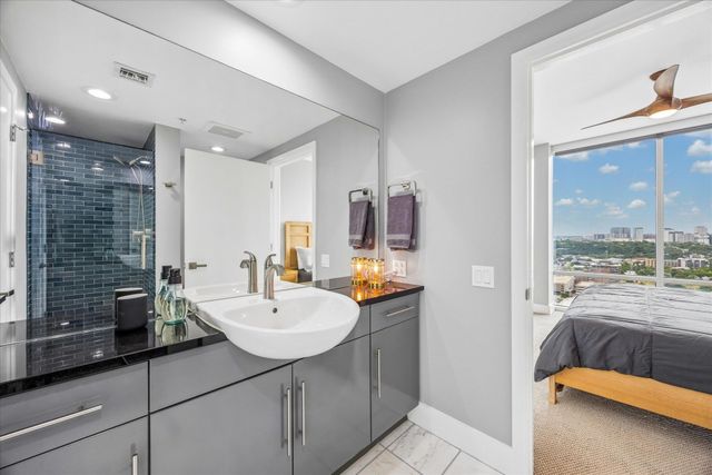300 Bowie ST 2805, Austin, TX 78703