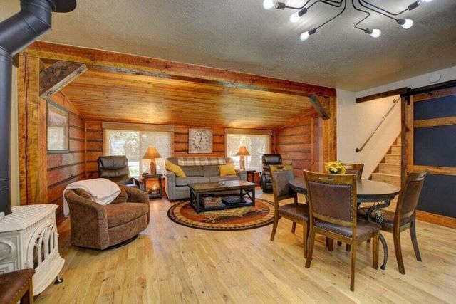 4836 Hyatt Prairie Road, Ashland, OR 97520