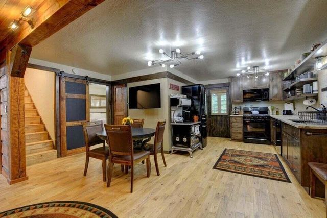 4836 Hyatt Prairie Road, Ashland, OR 97520