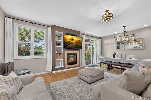 558 S Elm Street, Denver, CO 80246