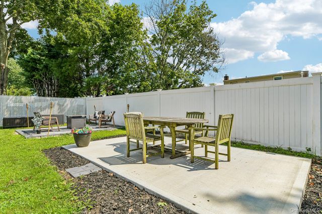 46 Beecher Avenue, East Islip, NY 11730