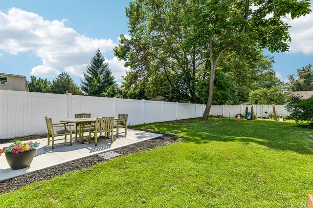 46 Beecher Avenue, East Islip, NY 11730
