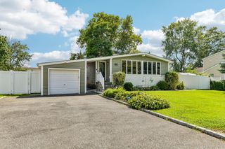 46 Beecher Avenue, East Islip, NY 11730