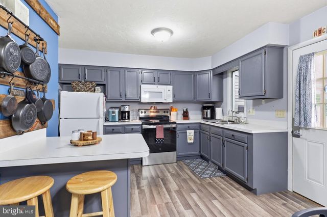 25 CANNON LN, Gettysburg, PA 17325