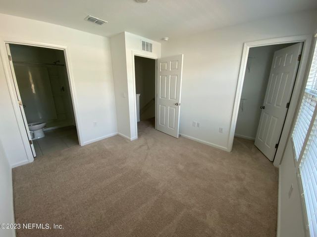 8319 ZENITH Circle, Jacksonville, FL 32256