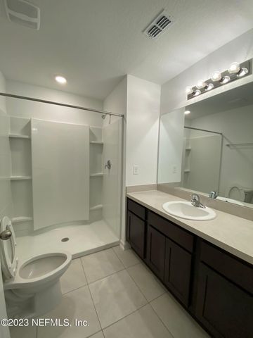 8319 ZENITH Circle, Jacksonville, FL 32256