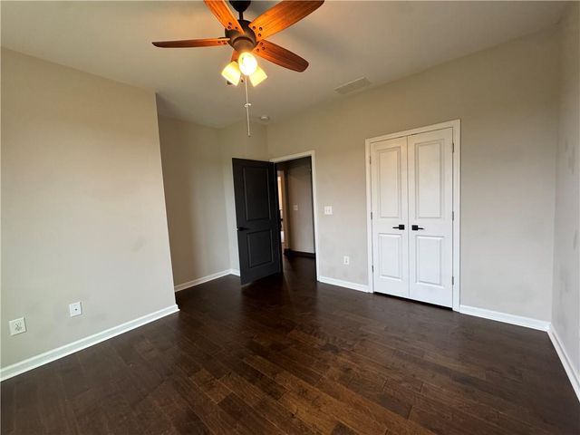 127 Alex Court, Calhoun, GA 30701