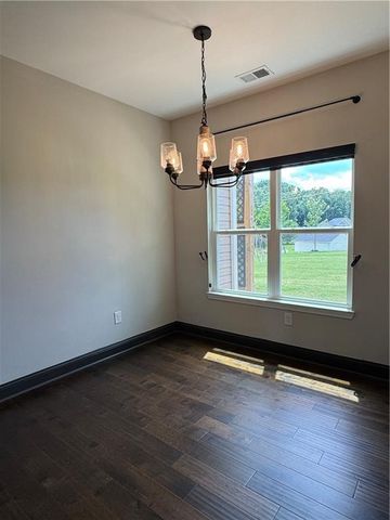 127 Alex Court, Calhoun, GA 30701