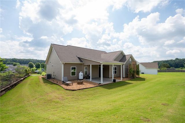 127 Alex Court, Calhoun, GA 30701