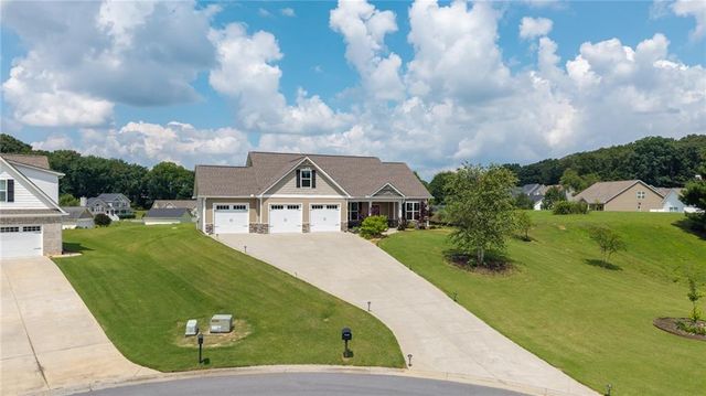 127 Alex Court, Calhoun, GA 30701