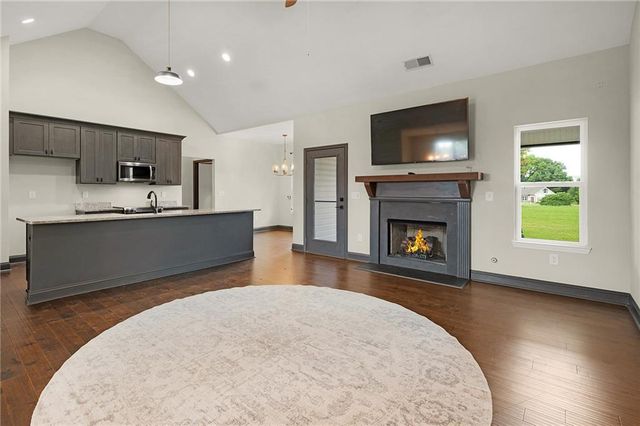 127 Alex Court, Calhoun, GA 30701