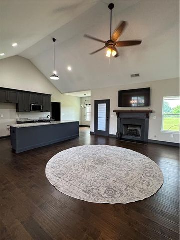 127 Alex Court, Calhoun, GA 30701