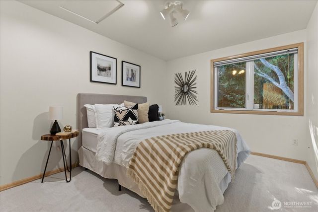 9009 45th Avenue NE, Seattle, WA 98115