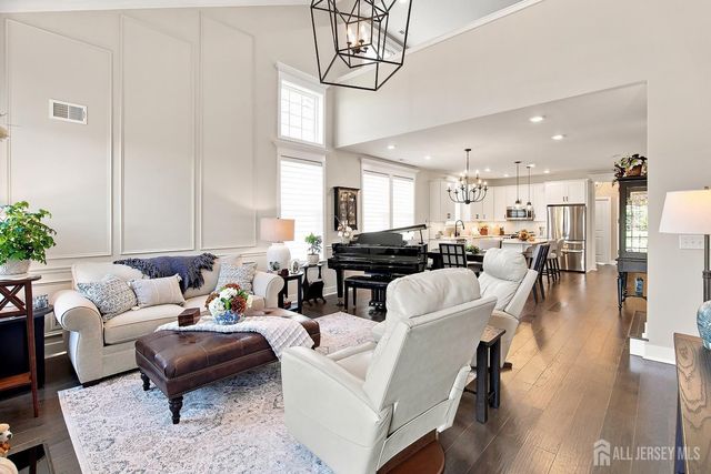 83 Starlight Drive, Monroe, NJ 08831