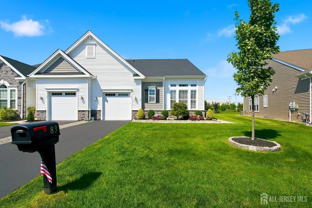 83 Starlight Drive, Monroe, NJ 08831