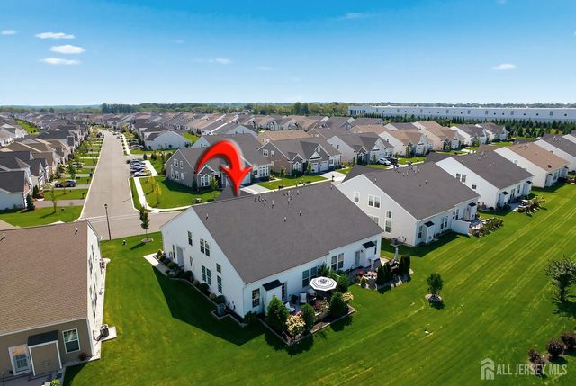 83 Starlight Drive, Monroe, NJ 08831