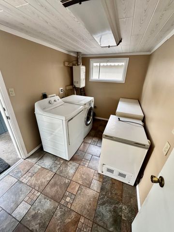 948 S Ivy Street, Medford, OR 97501