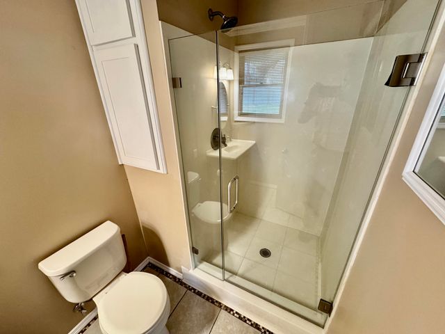 948 S Ivy Street, Medford, OR 97501