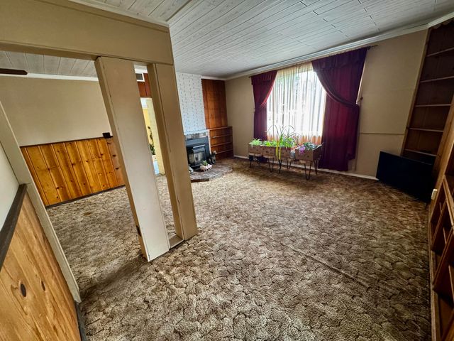 948 S Ivy Street, Medford, OR 97501