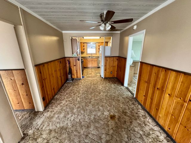 948 S Ivy Street, Medford, OR 97501