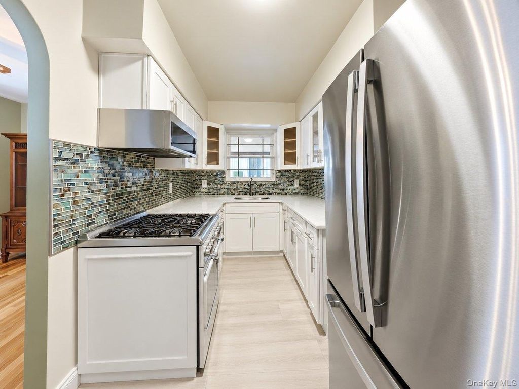 4227 Wilder Avenue, Bronx, NY 10466 — photo 4
