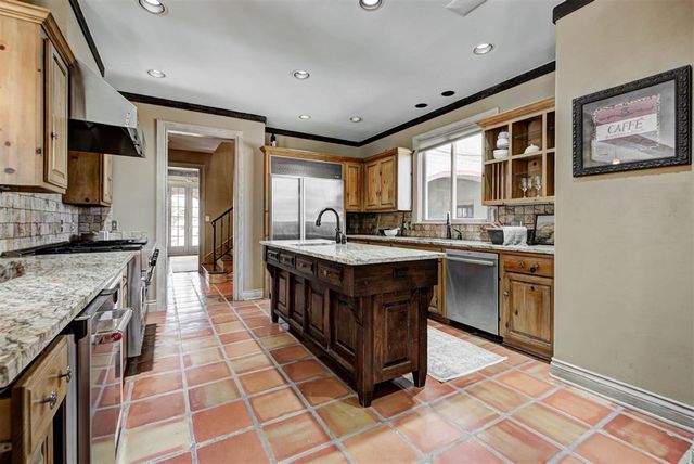 15300 Stoney Spring Road, Edmond, OK 73013