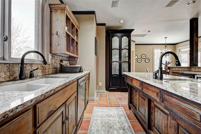 15300 Stoney Spring Road, Edmond, OK 73013