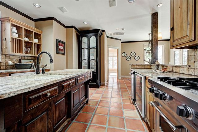 15300 Stoney Spring Road, Edmond, OK 73013