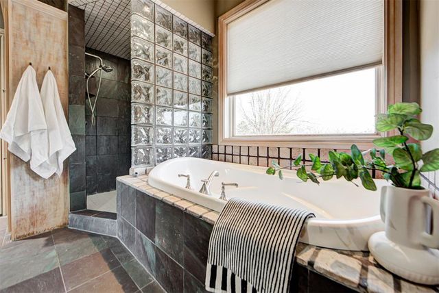 15300 Stoney Spring Road, Edmond, OK 73013