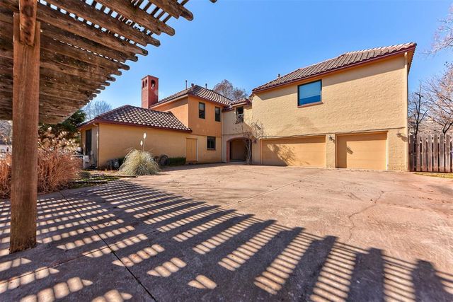 15300 Stoney Spring Road, Edmond, OK 73013