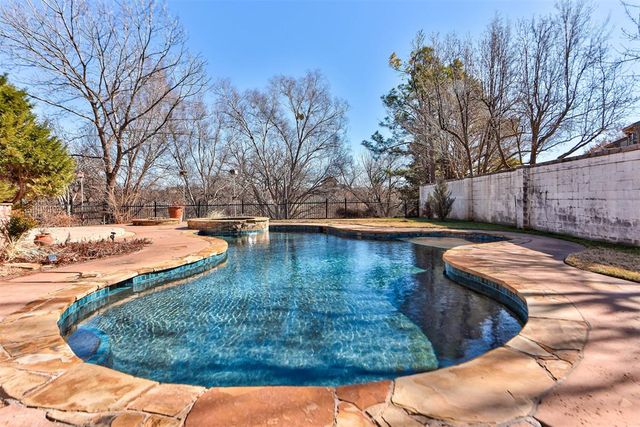 15300 Stoney Spring Road, Edmond, OK 73013