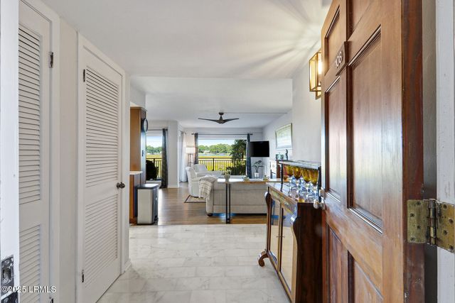 70 Paddle Boat Ln Apt 108D, Hilton Head Island, SC 29928