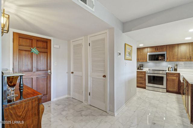 70 Paddle Boat Ln Apt 108D, Hilton Head Island, SC 29928