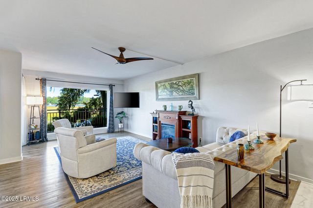 70 Paddle Boat Ln Apt 108D, Hilton Head Island, SC 29928