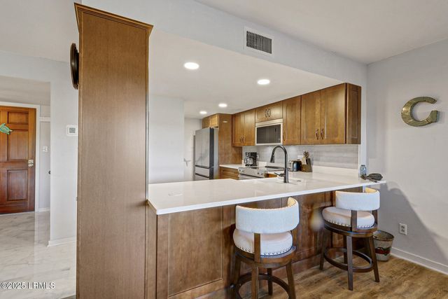 70 Paddle Boat Ln Apt 108D, Hilton Head Island, SC 29928