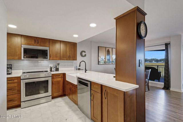 70 Paddle Boat Ln Apt 108D, Hilton Head Island, SC 29928