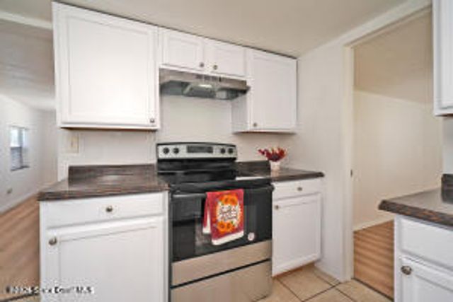 2575 1st Avenue NE, Palm Bay, FL 32905