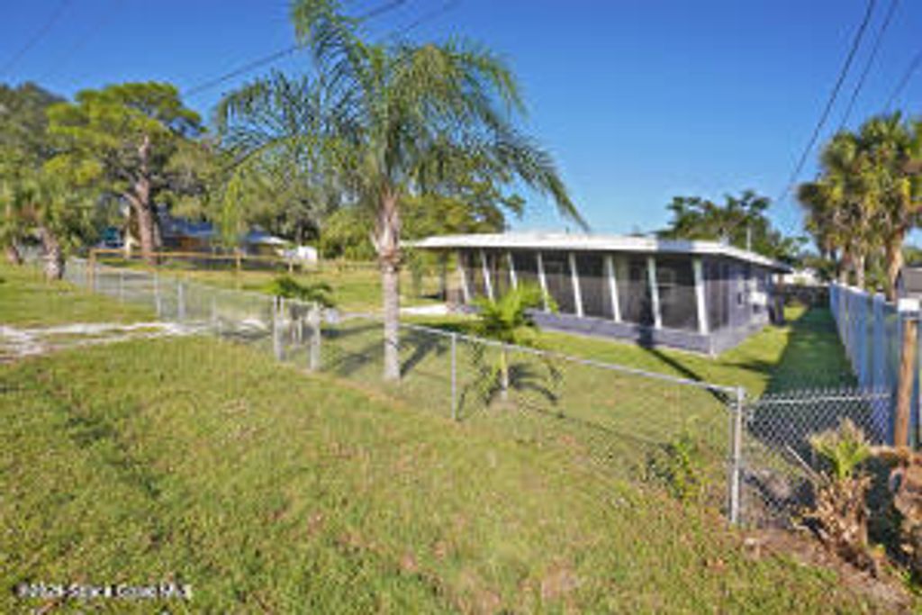 2575 1st Avenue NE, Palm Bay, FL 32905