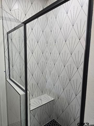 910 Alex Dr, Whitehouse, TX 75791