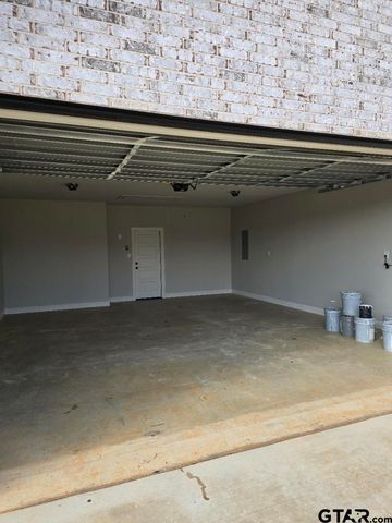 910 Alex Dr, Whitehouse, TX 75791